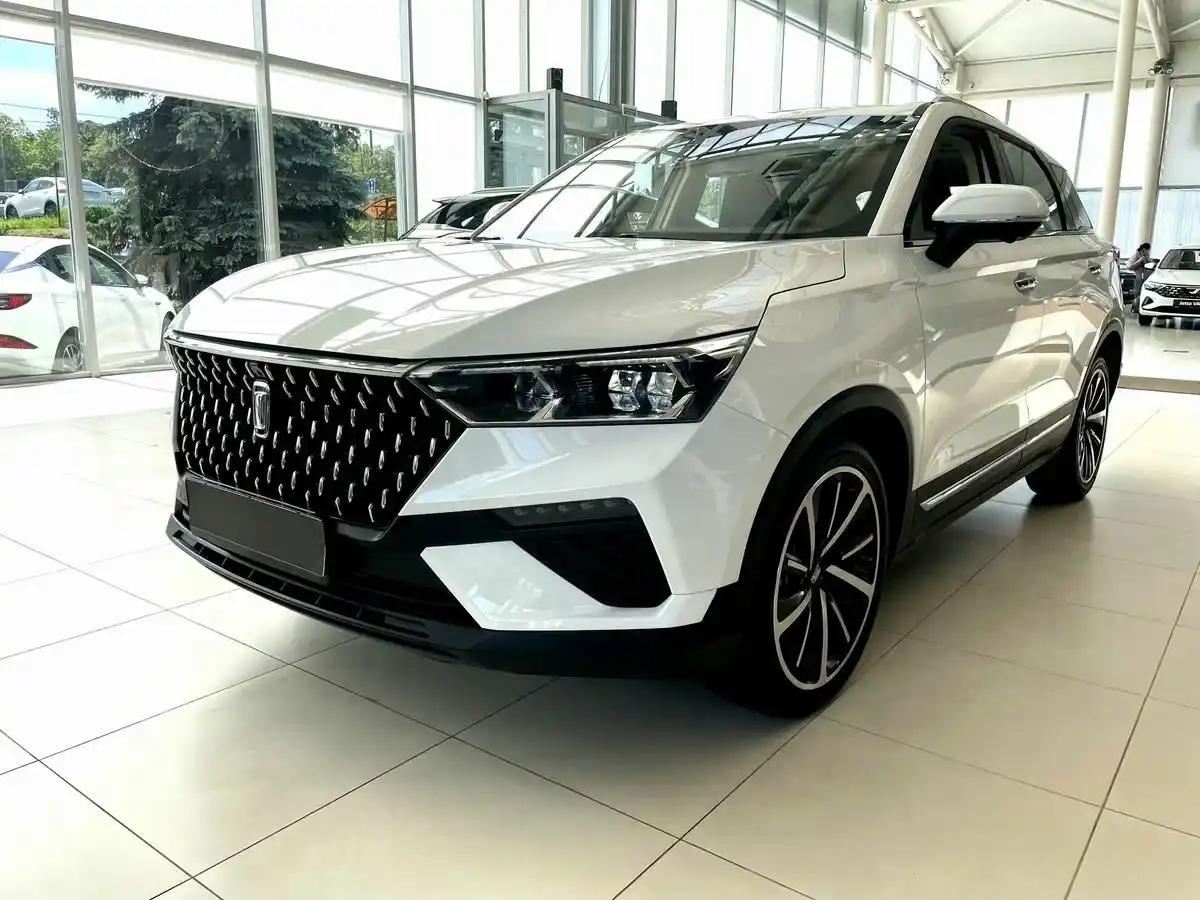 Faw Bestune T77 с салона по цене от 2 024 000 рублей