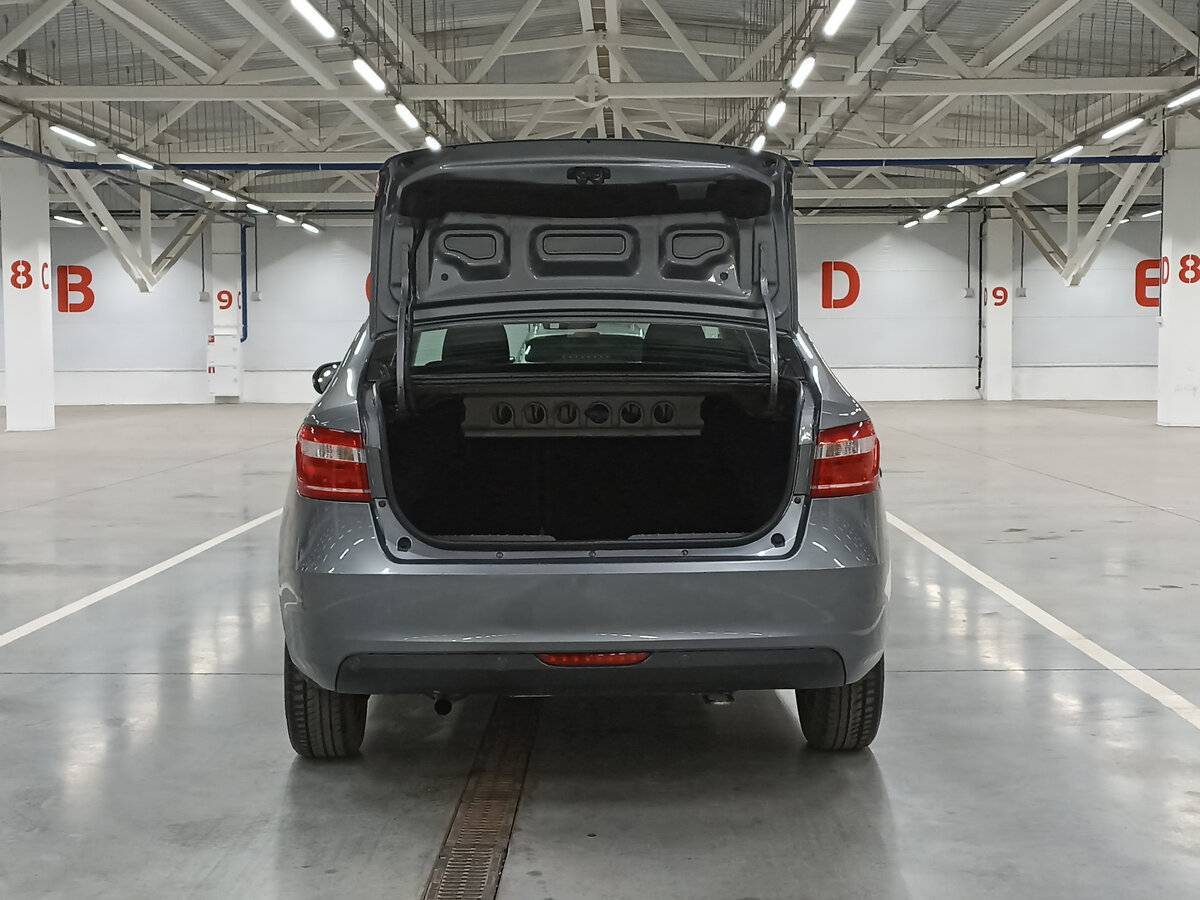 Купить Лада (ВАЗ) Веста, 2016, 72 639 км.. Фото: #9