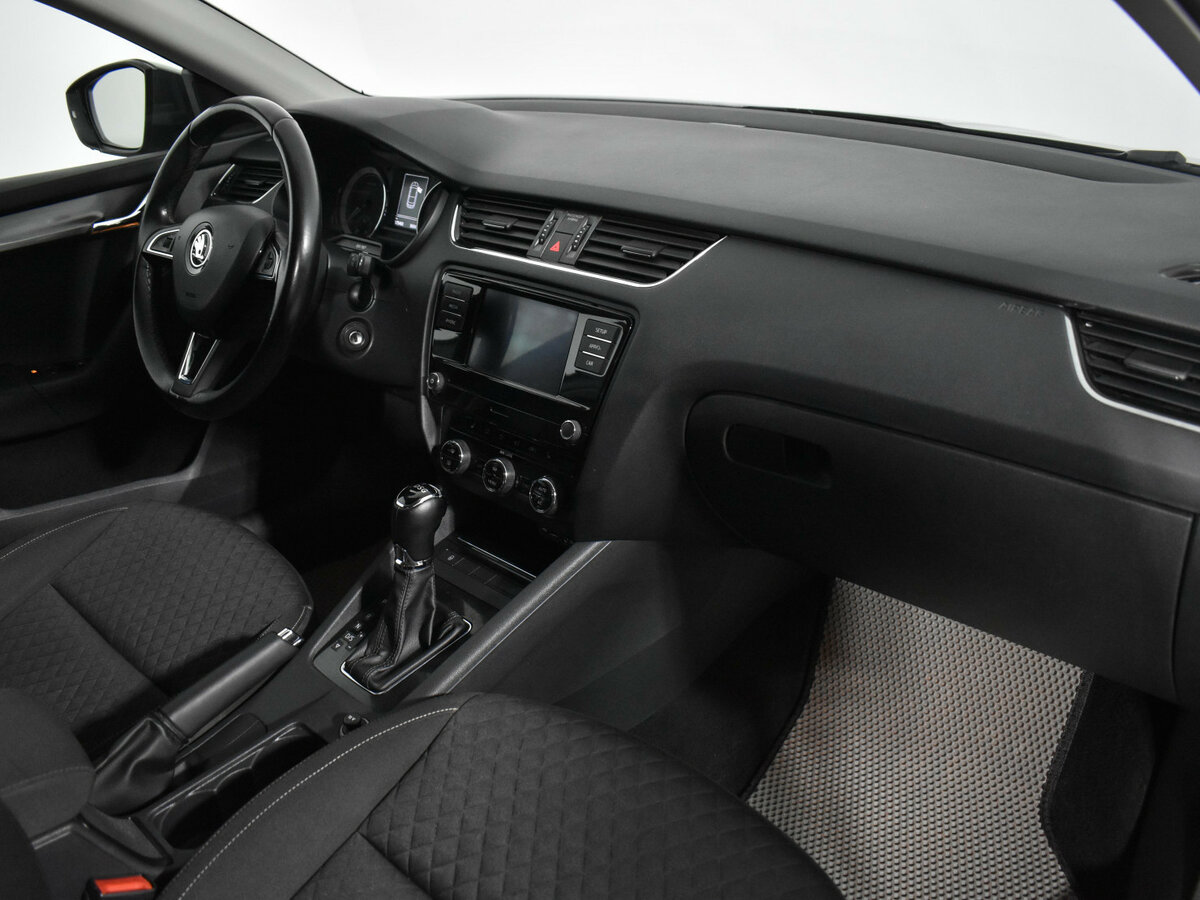 Купить Шкода Октавия, 2017, 175 449 км.. Фото: #11