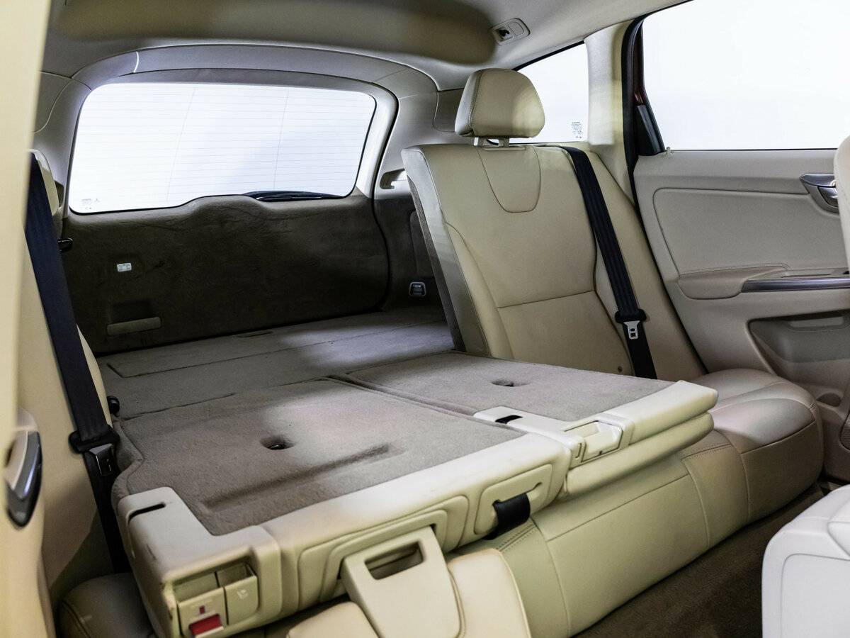 Купить Вольво ИксЦ60, 2014, 185 930 км.. Фото: #17