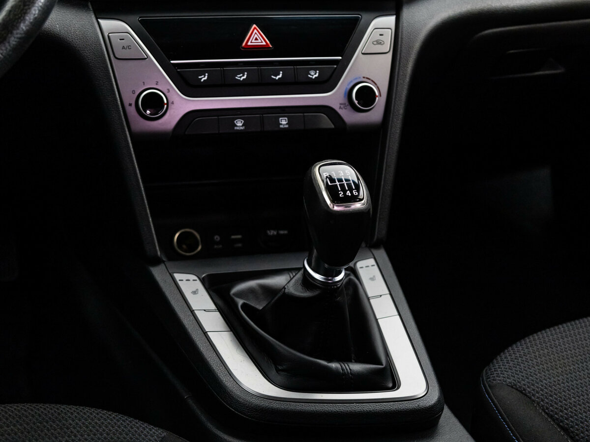 Купить Хендай Елантра, 2016, 207 673 км.. Фото: #9