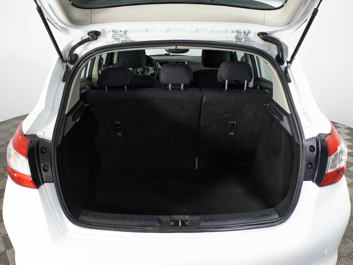 Купить Ниссан Тиида, 2015, 122 139 км.. Фото: #8